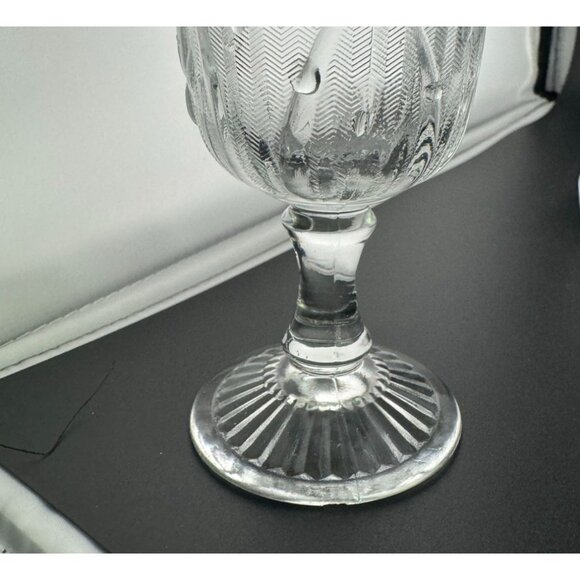 Jeannette Glass Iris and Herringbone Glass Wine Goblets - Set Of 5 - Picture 6 of 6